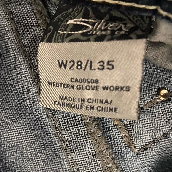 Silver Jeans Tuesday 28/35 - Picture 4 of 4